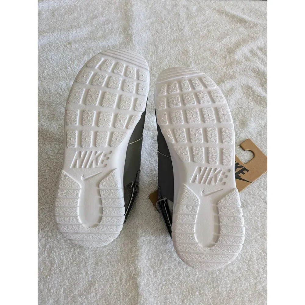 Nike Tanjun Sandal Size10 Cool Gray Pure Platinum White Adjustable NWT